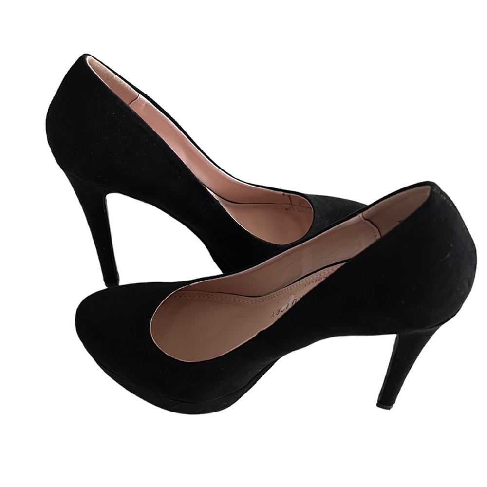 Black heels